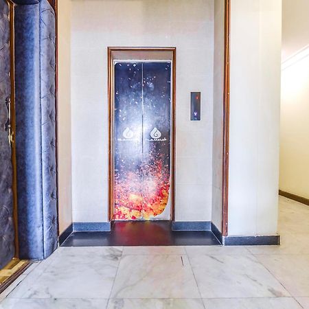 Collection O Hotel Four Boutique Kukas エクステリア 写真